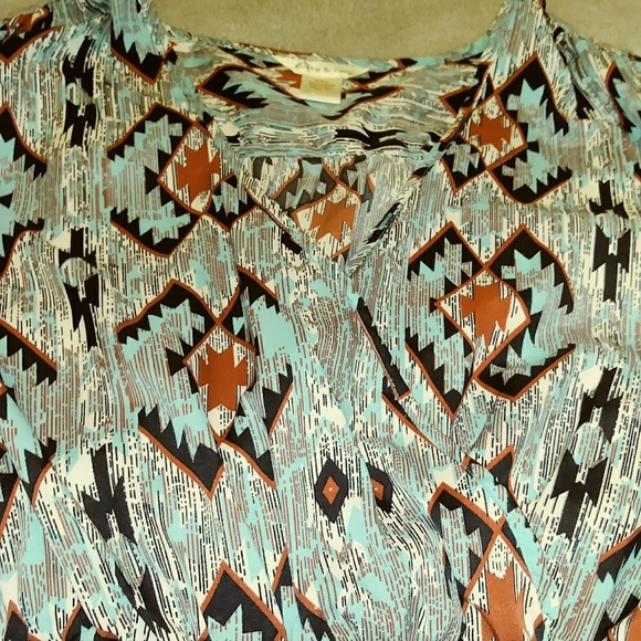 Romper - Picture 3 of 4